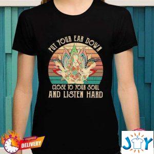 yoga girl put your ear down close to your soul and listen hard vintage shirt M
